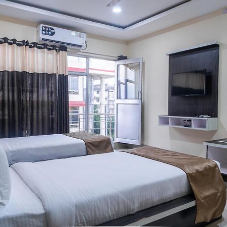 Dimāpur The Four Season Hotel المظهر الخارجي الصورة