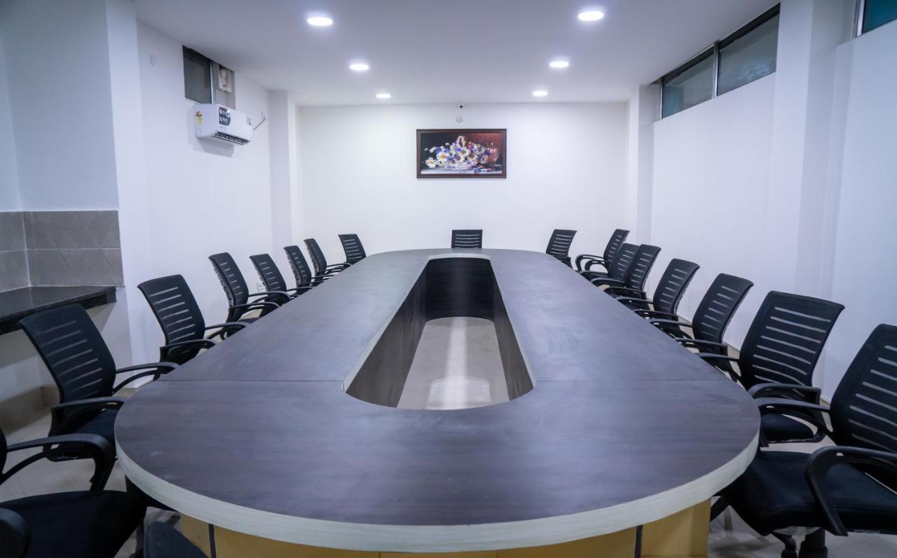 Dimāpur The Four Season Hotel المظهر الخارجي الصورة
